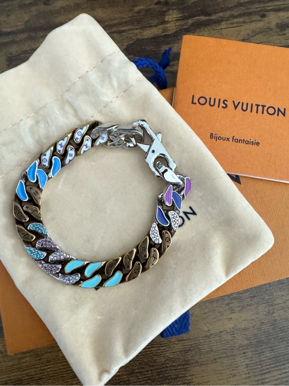 NEW LOUIS VUITTON Limited Edition Chain Links Crystal Patches Bracelet